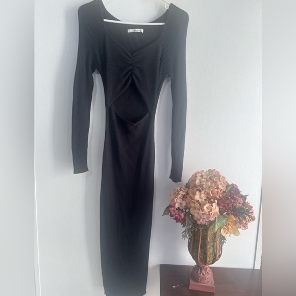Abercrombie & Fitch Black Long Sleeve Cut-Out Dress - Picture 8 of 9